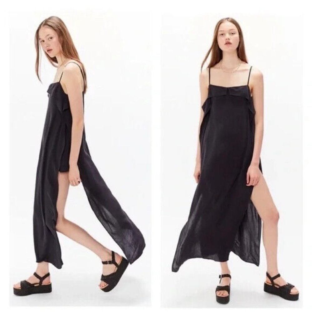 Urban Outfitters Ooh La La Lined Side Slit Linen Romper Dress Black/Grey S